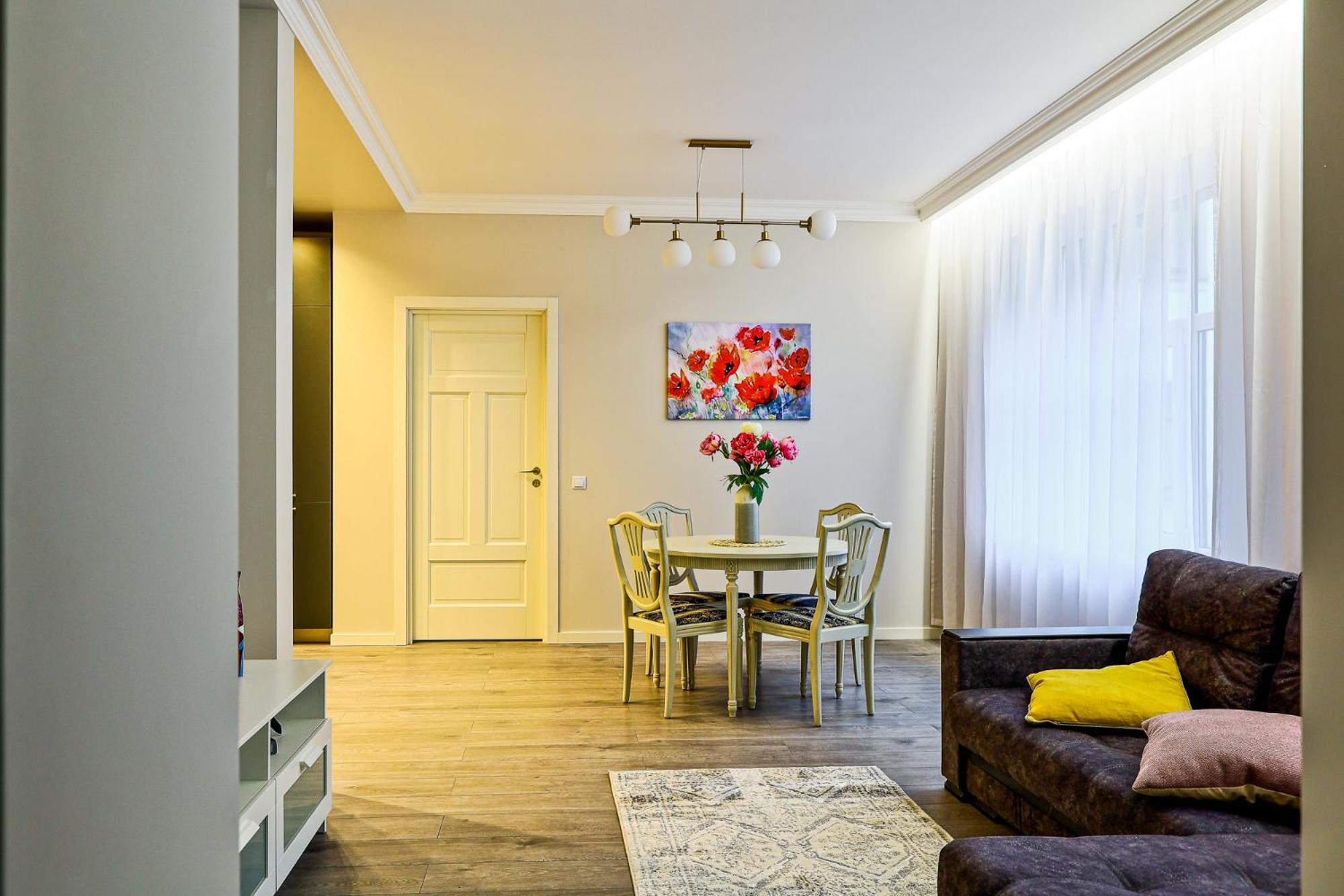Superb Apartment In City Centre Рига Екстер'єр фото